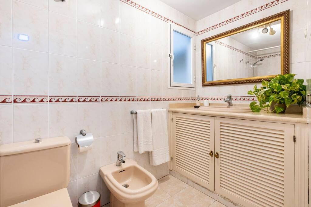 Centro Ferrandiz Parking Gratis Apartamento Málaga